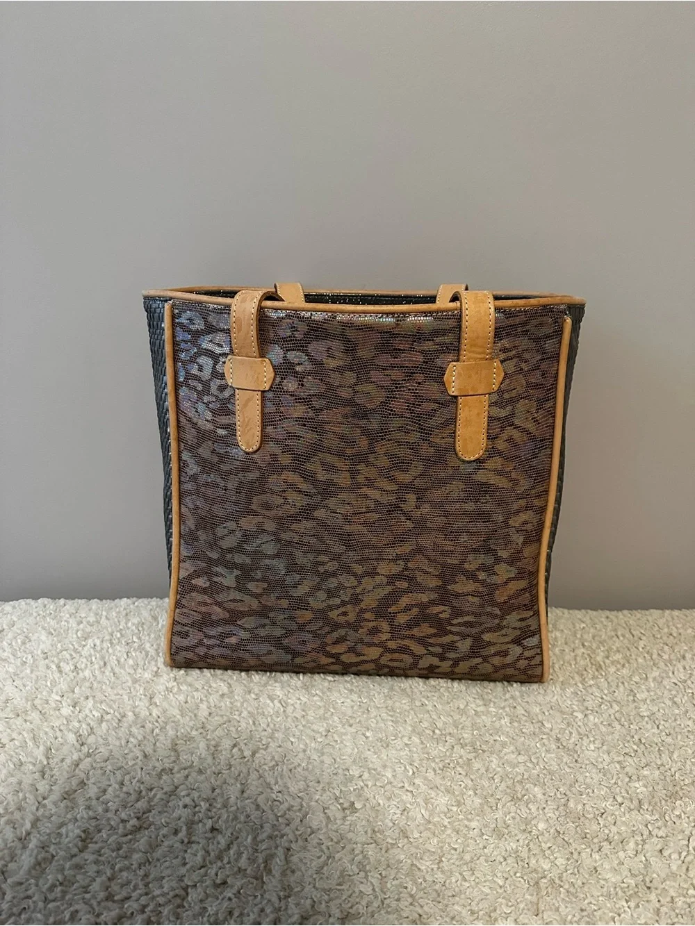 Consuela Iris Classic Tote Bag